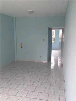 Apartamento para aluguel em Comercial