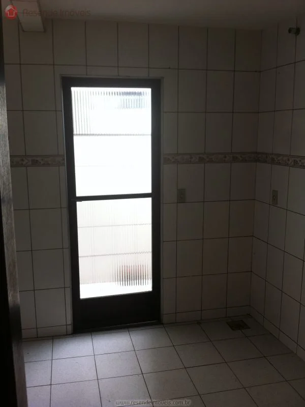 Foto 9 de 12 - Apartamento para aluguel em Centro