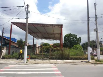 Terreno para aluguel em Manejo