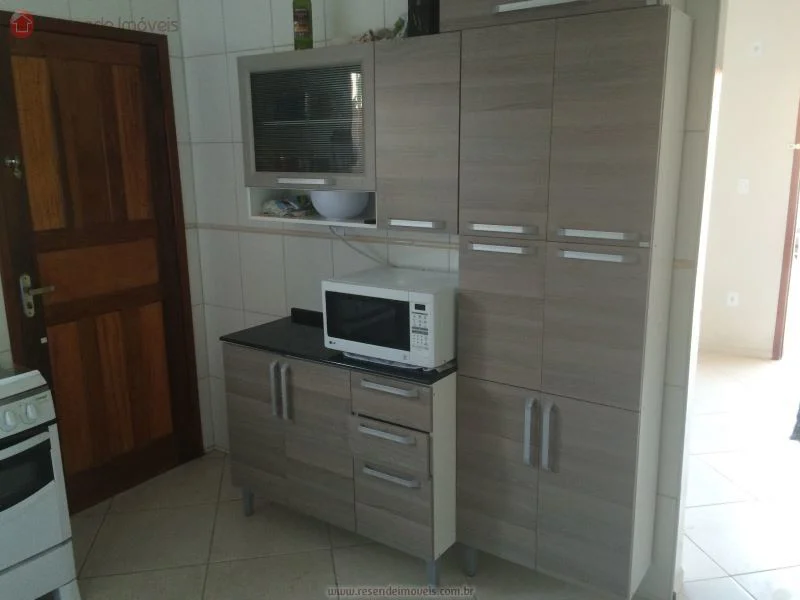 Foto 2 de 9 - Casa para aluguel em Morada da Montanha