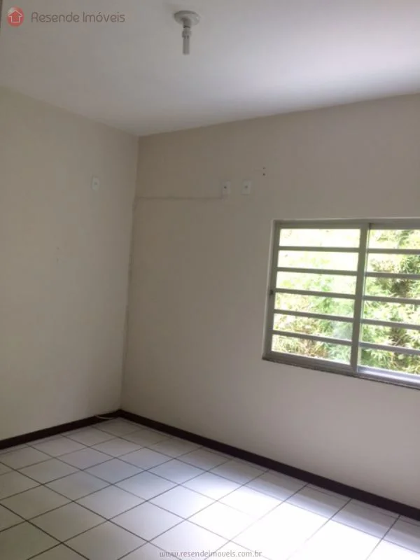 Foto 10 de 14 - Casa para aluguel em Jardim Brasília II