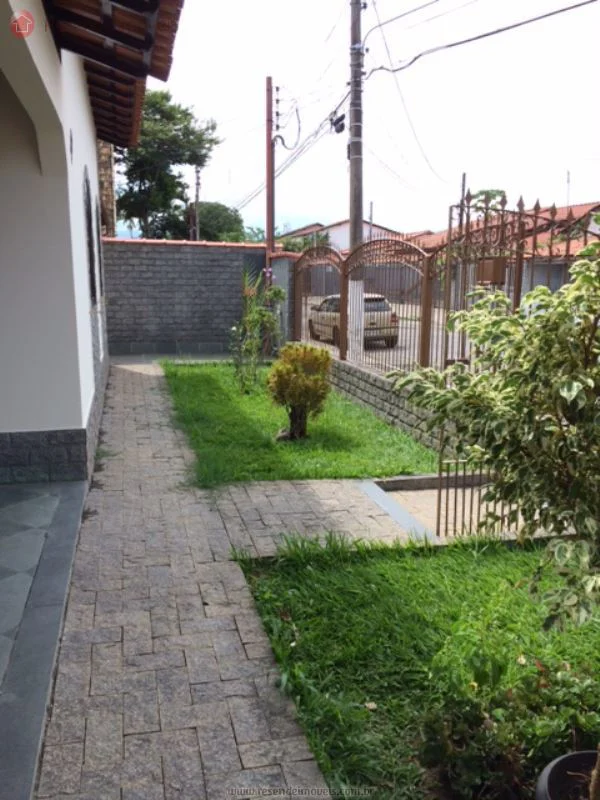 Foto 2 de 17 - Casa para aluguel em Morada da Colina