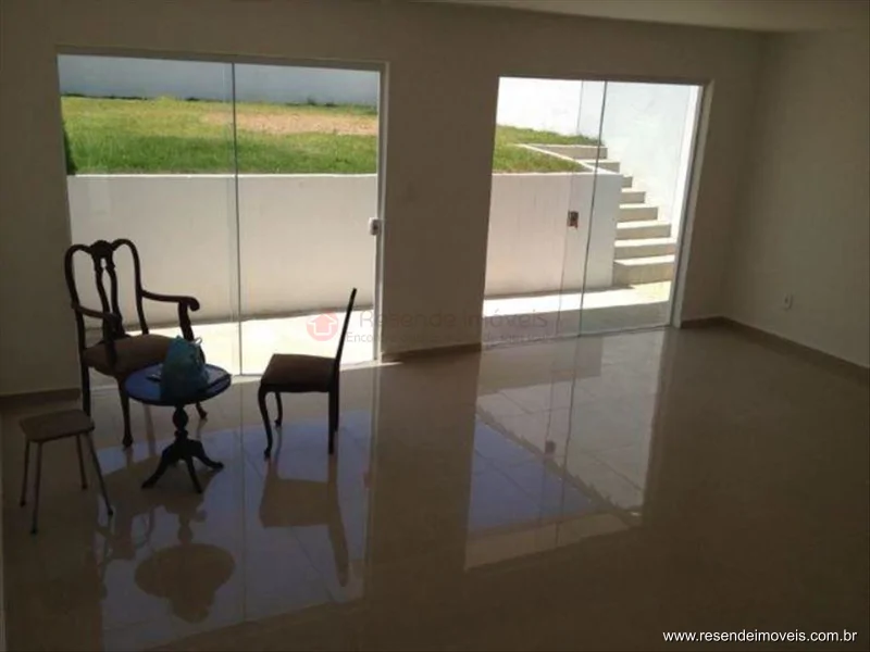 Foto 1 de 15 - Casa para venda em Parque Ipiranga