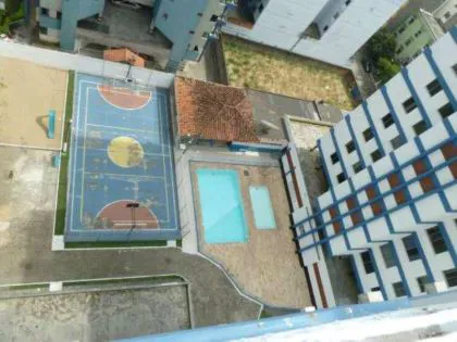 Apartamento para aluguel em Comercial