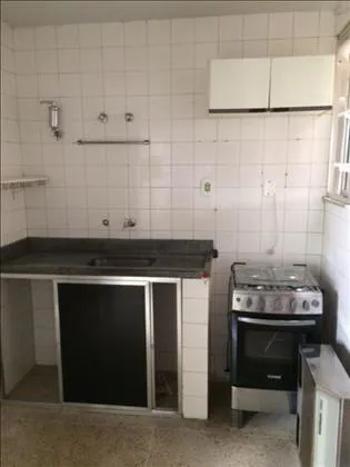 Apartamento para aluguel em Comercial