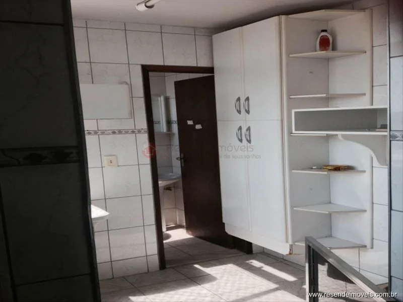 Foto 2 de 3 - Casa para venda em Alambari