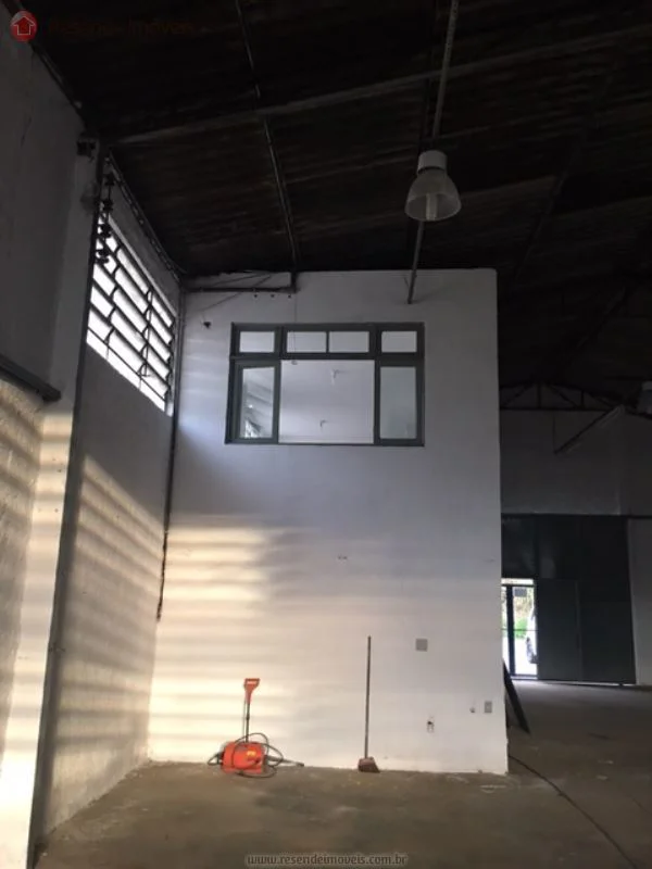 Foto 3 de 10 - Galpão para aluguel em Jardim Brasília II