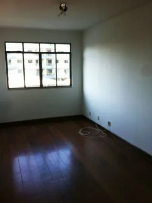 Apartamento para aluguel em Comercial