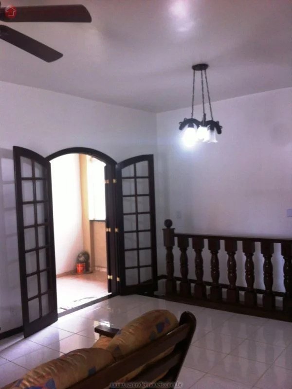 Foto 1 de 21 - Casa para aluguel em Vila Verde