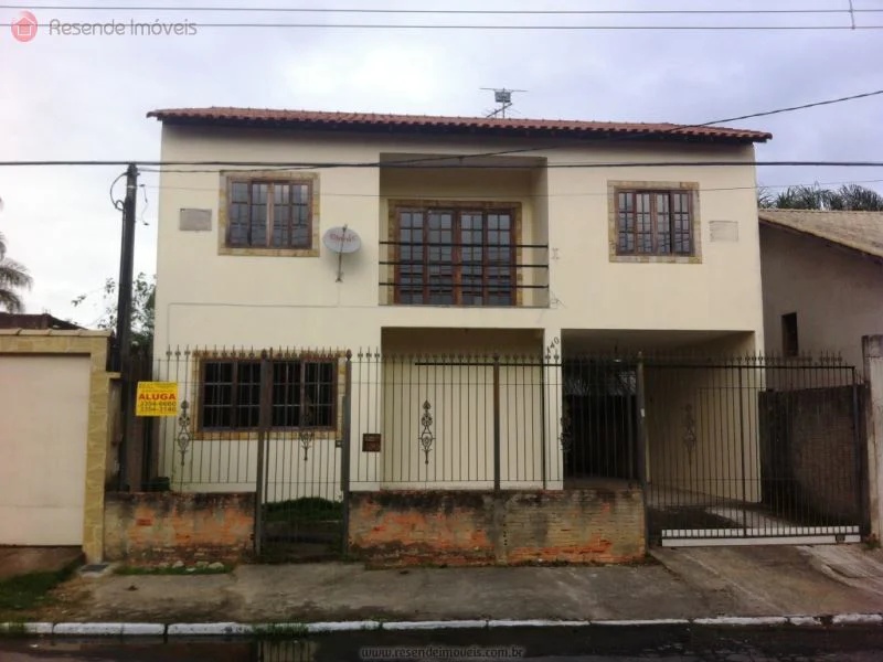 Foto 1 de 9 - Casa para aluguel em Parque Embaixador