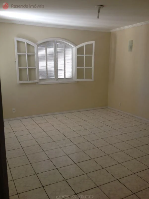 Foto 11 de 13 - Casa para venda em Monet