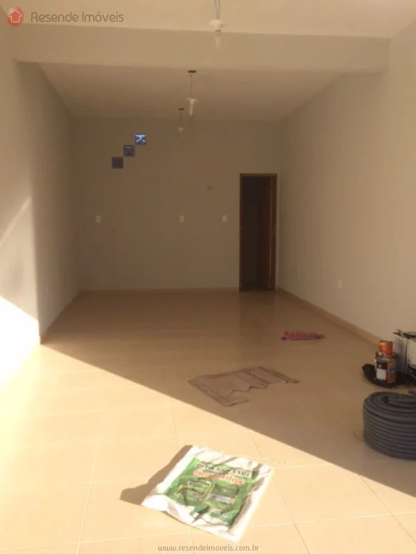 Foto 1 de 6 - Loja para aluguel em Morada do Contorno