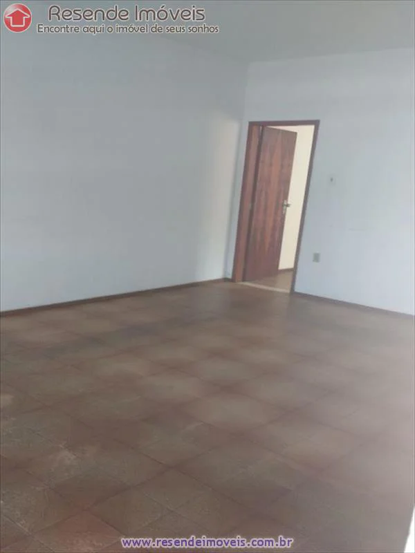 Foto 3 de 32 - Casa para aluguel em Montese