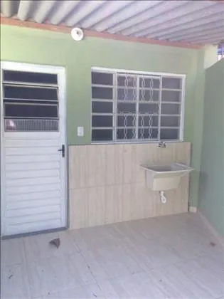 Casa para aluguel em Novo Surubi