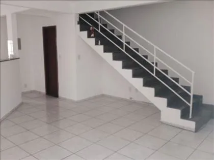 Casa para aluguel em Montese