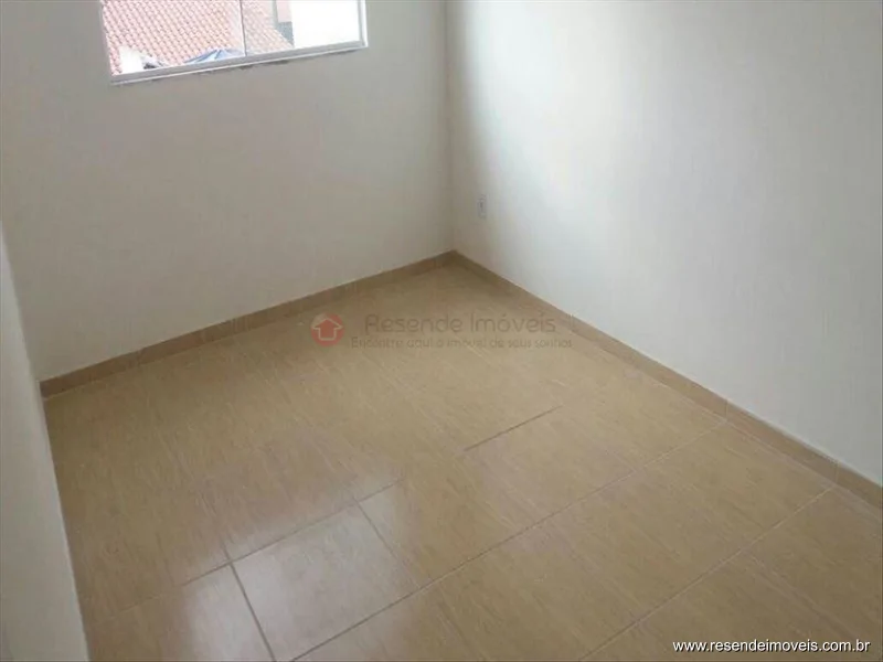 Foto 15 de 16 - Casa para venda em Morada da Montanha