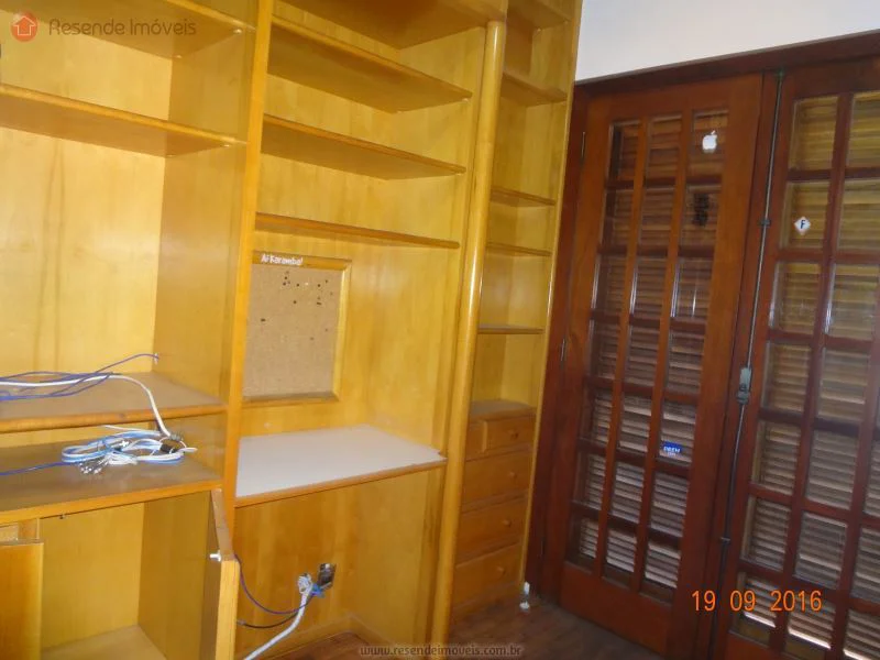 Foto 12 de 18 - Casa para aluguel em Vila Adelaide