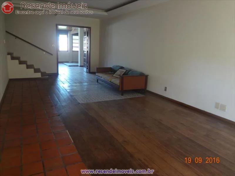 Foto 1 de 17 - Casa para venda em Vila Adelaide