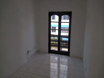 Apartamento para aluguel em Comercial