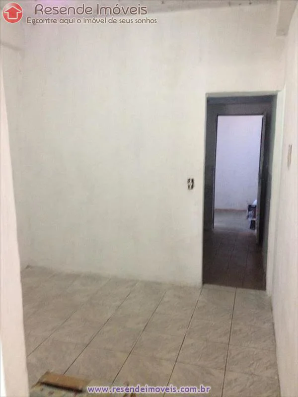 Foto 1 de 3 - Casa para aluguel em Jardim Primavera I II III