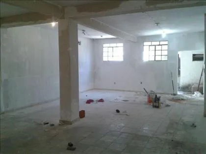 Loja para venda em Morada do Contorno