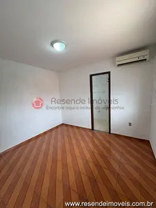 Casa à venda e para alugar em Liberdade