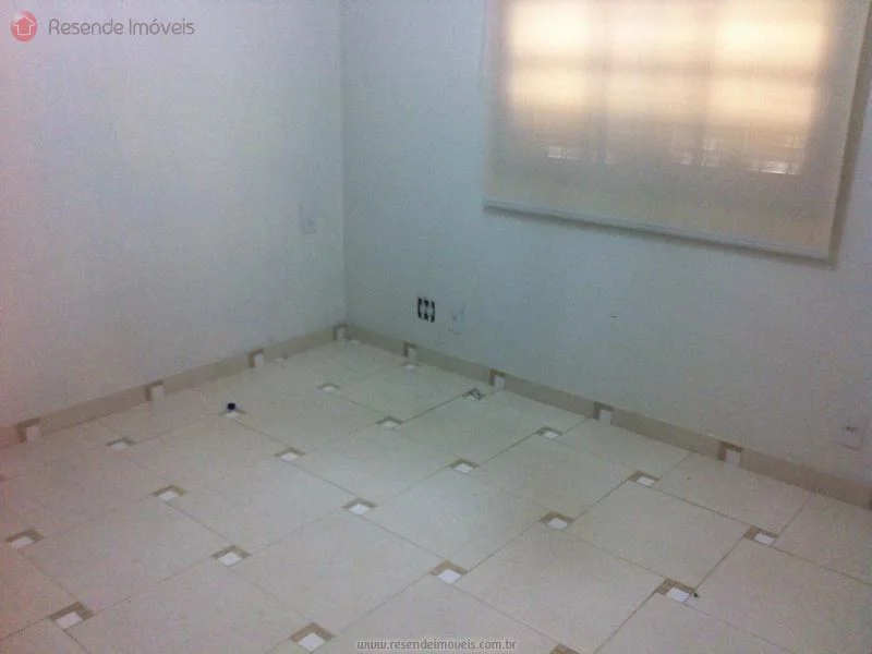 Foto 10 de 17 - Casa para venda em Morada da Montanha