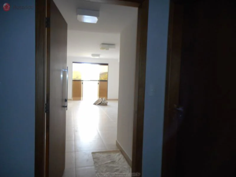 Foto 1 de 44 - Apartamento para venda em Morada do Castelo