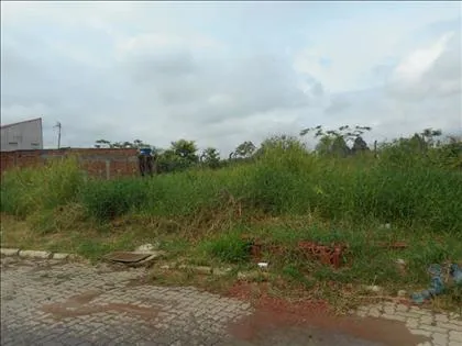 Terreno para venda em Jardim Aliança