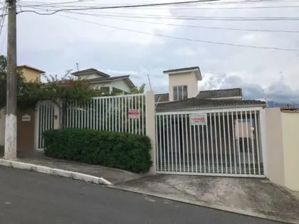 Casa para venda em Morada da Colina