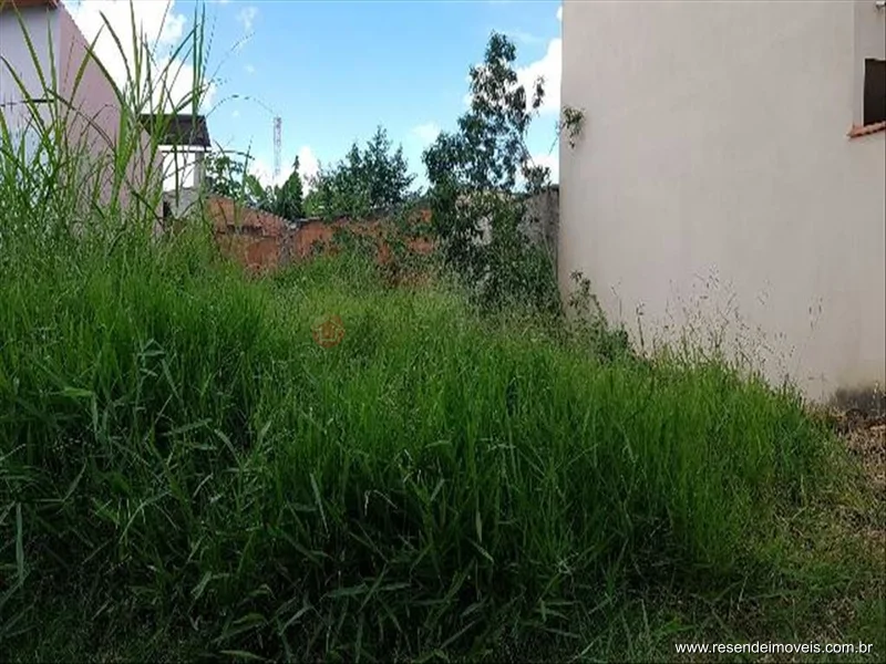 Foto 1 de 2 - Terreno para venda em Jardim Aliança
