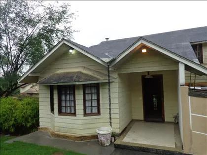 Casa em condomínio para venda em Casa da Lua