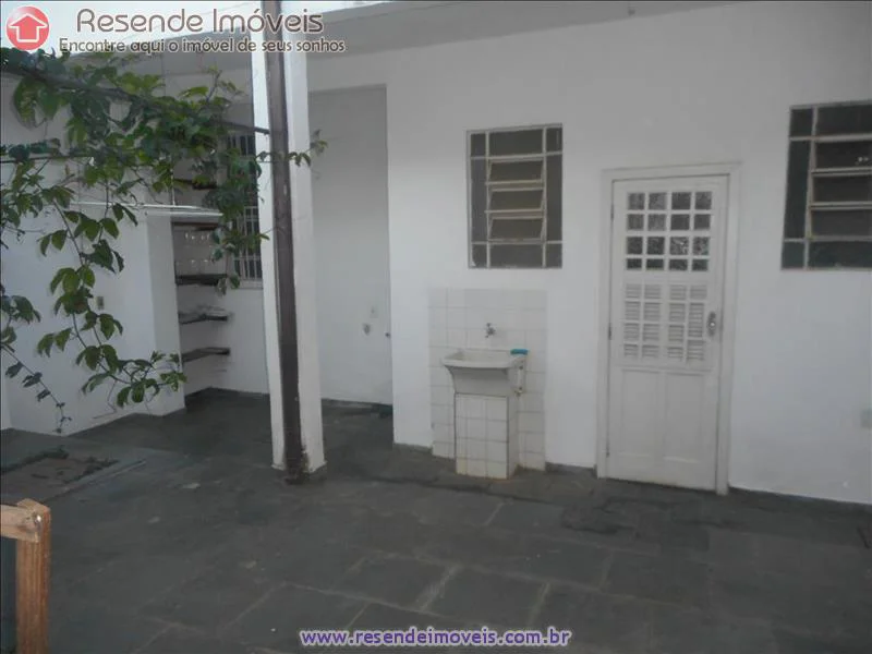 Foto 3 de 14 - Casa para venda e aluguel em Centro