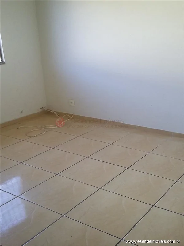 Foto 3 de 8 - Casa para venda em Jardim Aliança II