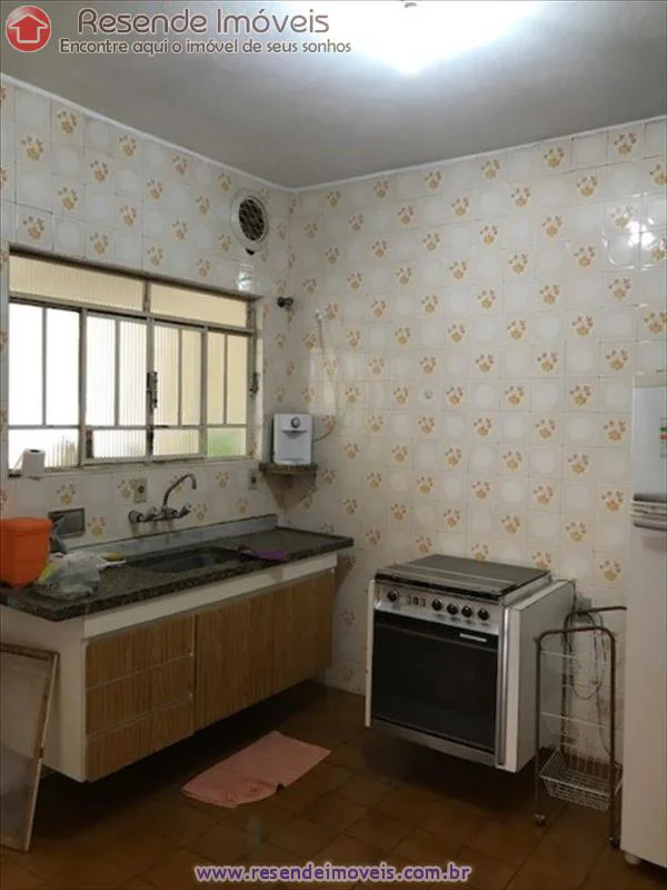 Foto 10 de 17 - Casa para venda e aluguel em Montese