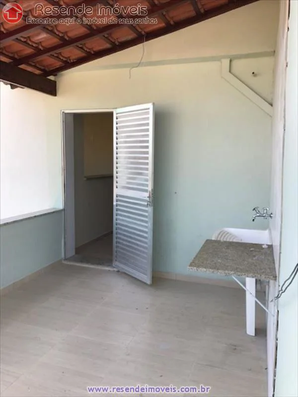 Foto 1 de 20 - Casa para venda em Vila Adelaide