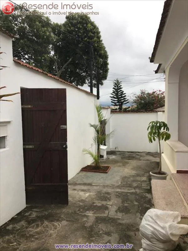 Foto 2 de 26 - Casa para aluguel em Vila Adelaide