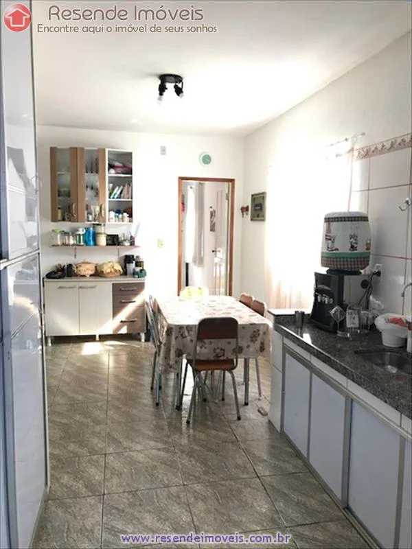 Foto 9 de 16 - Casa para venda em Vila Santa Cecília