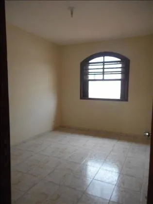 Casa para aluguel em Jardim Tropical