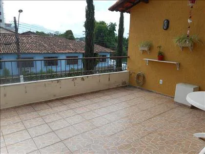 Casa para aluguel em Jardim Tropical