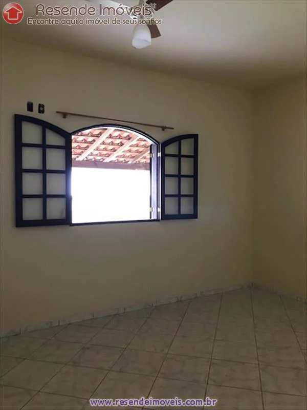 Foto 2 de 12 - Casa para aluguel em Fazenda da Barra III