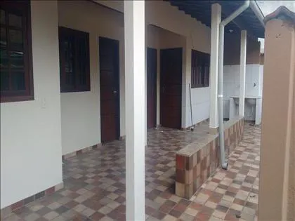 Casa para aluguel em Itapuca