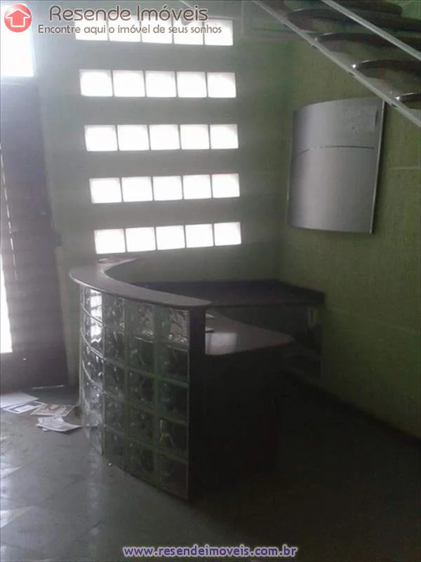 Foto 1 de 18 - Loja para venda em Comercial