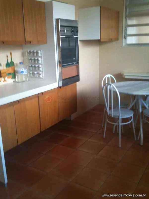 Foto 12 de 18 - Casa para venda em Vila Adelaide