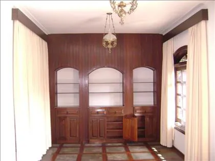 Casa para venda em Vila Adelaide