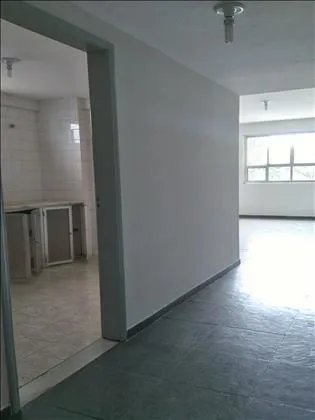 Apartamento para aluguel em Comercial