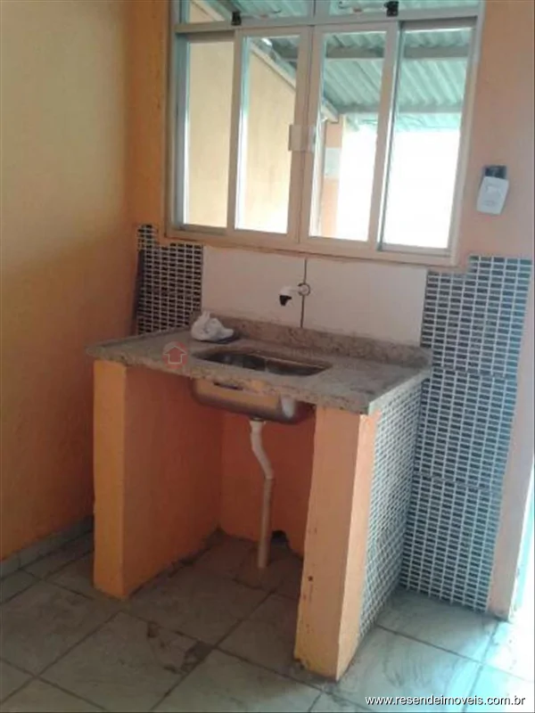 Foto 3 de 7 - Casa para venda em Morada do Contorno