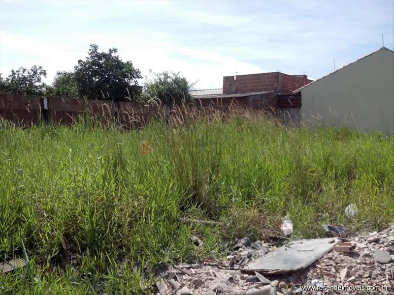 Foto 2 de 3 - Terreno para venda em Jardim Aliança