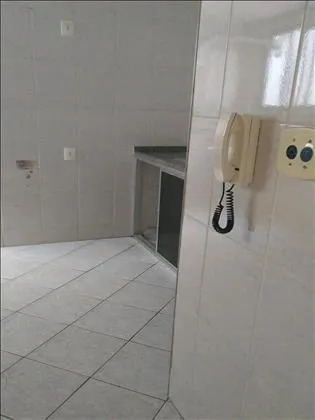 Apartamento para aluguel em Comercial