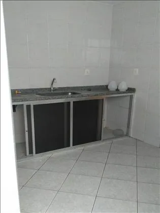 Apartamento para aluguel em Comercial